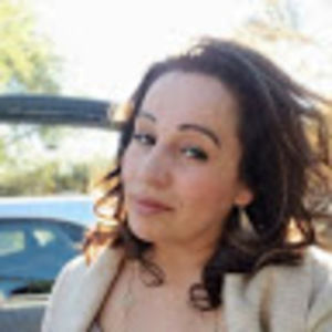 Meet your Posher, Roxana